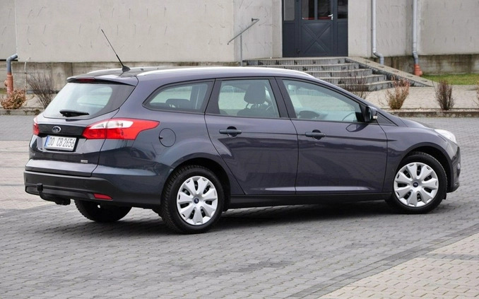 Ford Focus cena 24900 przebieg: 221000, rok produkcji 2013 z Płoty małe 704